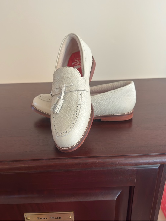 G/FORE Shoes - G/FORE Cream Tassel Golf Loafers with Brown Sole